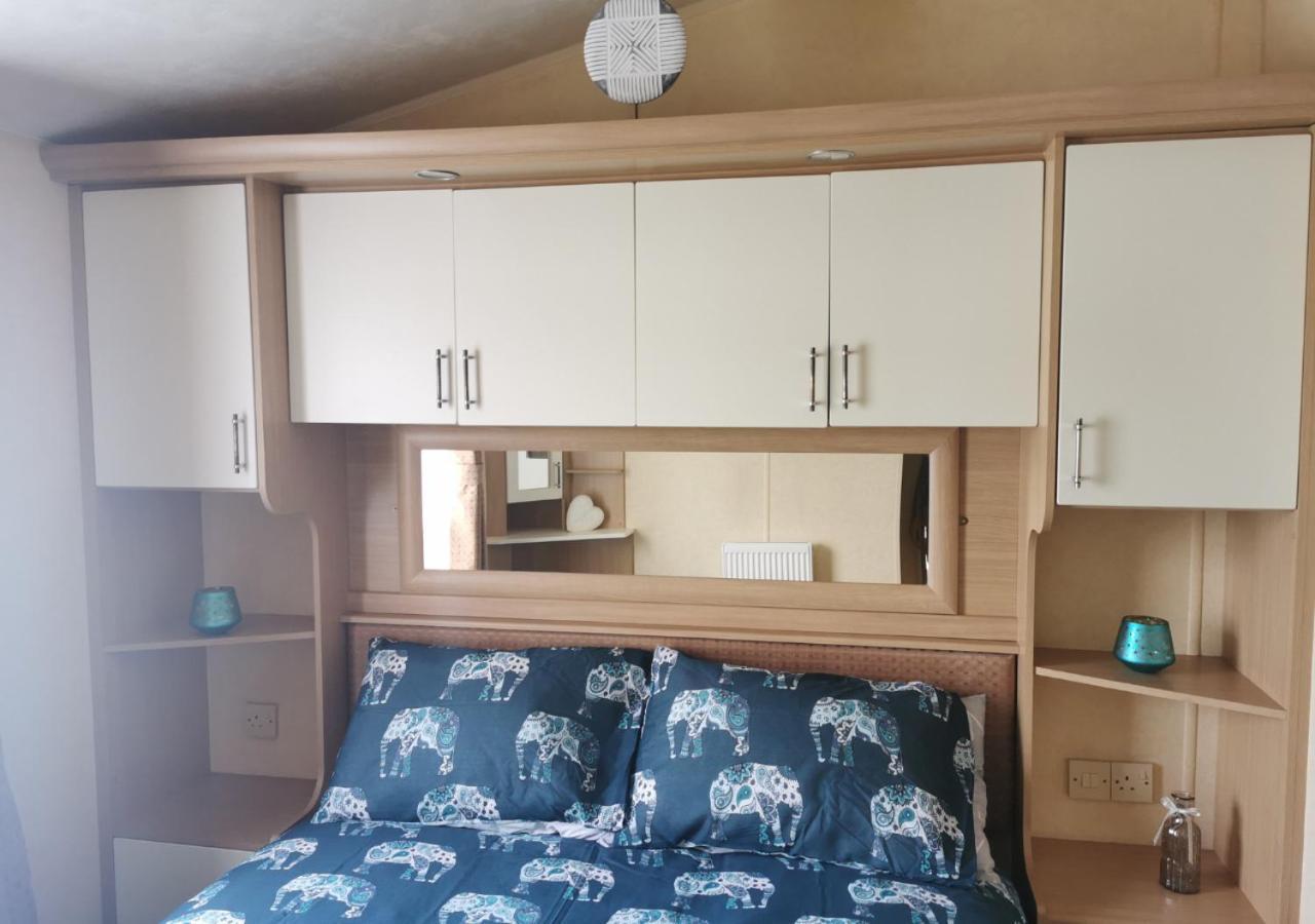 Tranquil 6 Berth Luxury Holiday Home Chichester Exteriör bild