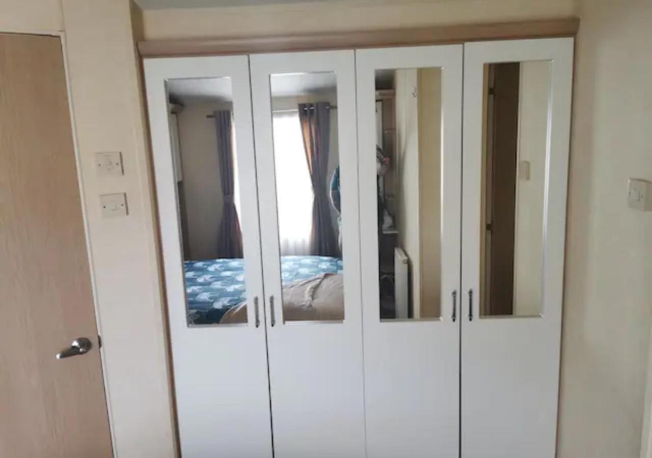 Tranquil 6 Berth Luxury Holiday Home Chichester Exteriör bild