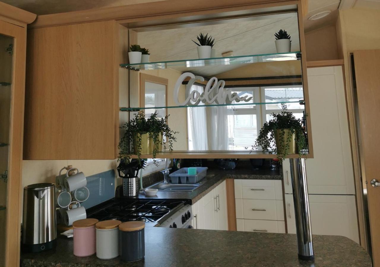 Tranquil 6 Berth Luxury Holiday Home Chichester Exteriör bild